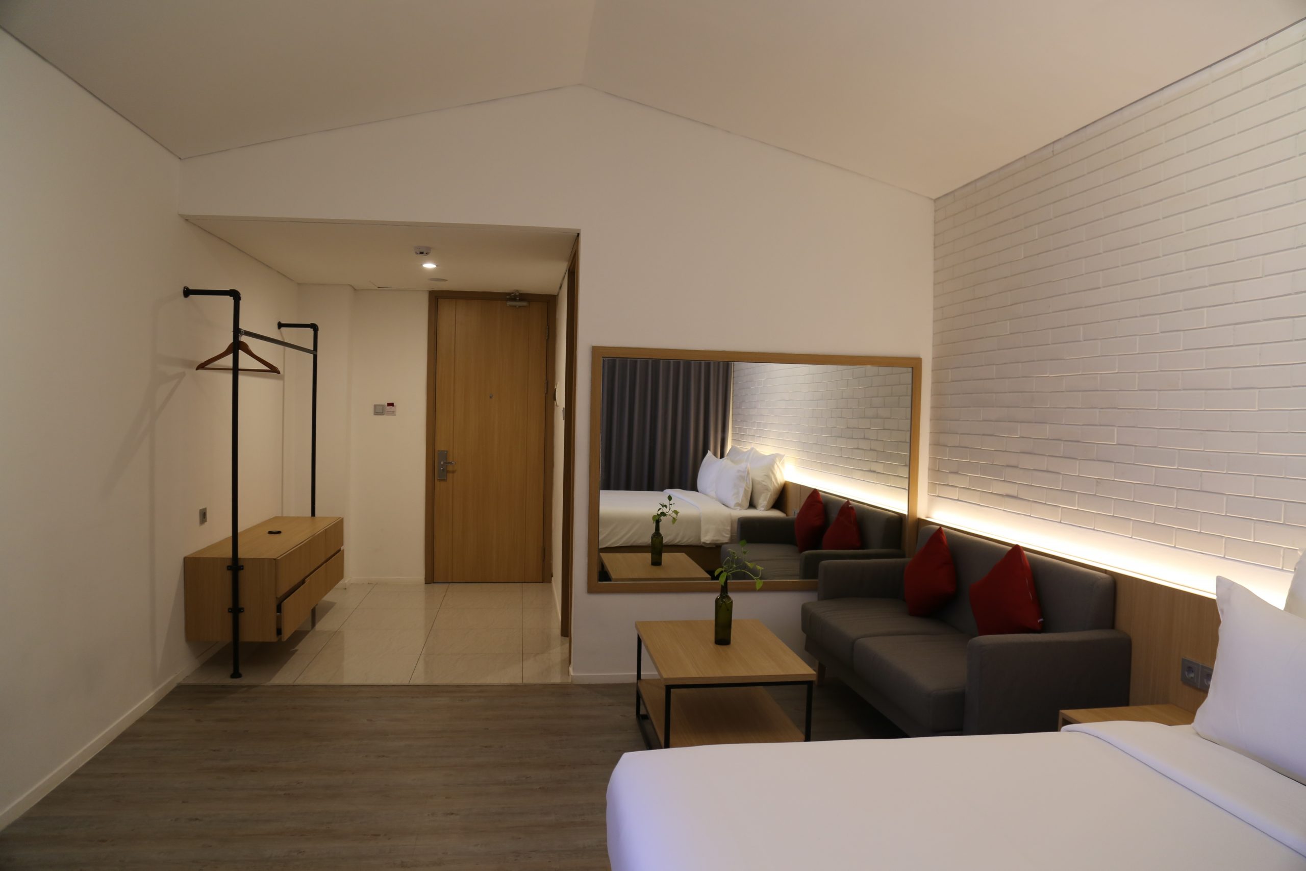 RA INN HOTEL KEMANG; A MINIMALIST-INDUSTRIAL HOTEL AT SOUTH JAKARTA